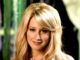 Ashley Tisdale Kiss The Girl (Upscale)